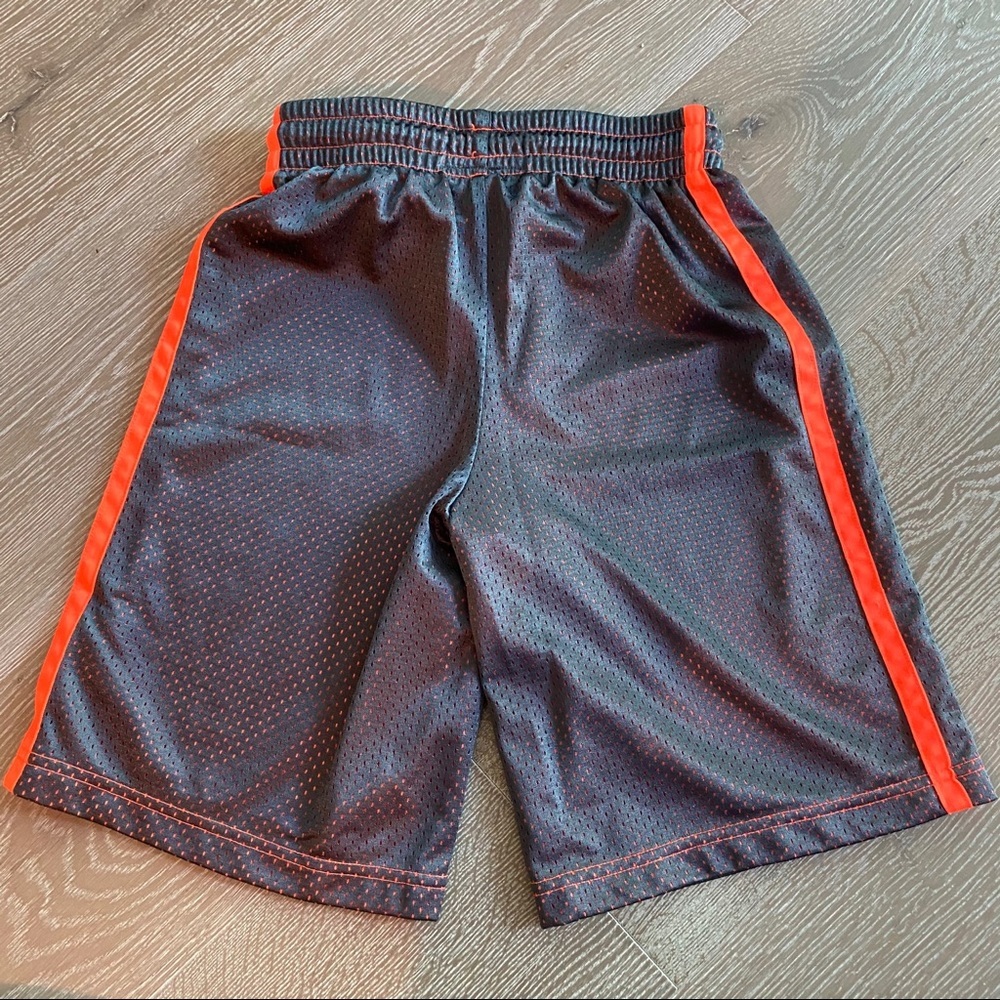 Children’s Place Boys Athletic Shorts - Picture 4 of 9